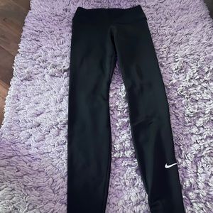 black nike leggings